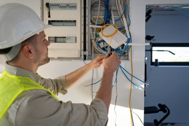 Best Electrical Troubleshooting Services  in Bratenahl, OH